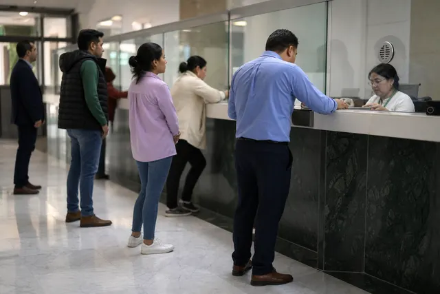 Banxico and CNBV consult on card payment rules